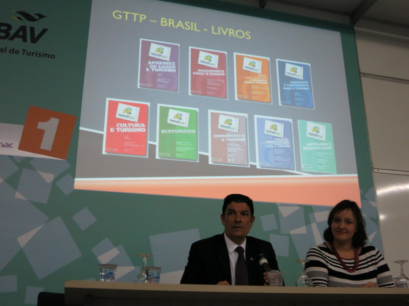 GTTP Brazil books printed and distributed by the Ministry of Tourism from 2003 to 2006 (the second one is Passport to the World)